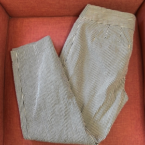 LOFT WOMENS JULIE SIZE O PETITE PIN STRIPE CAPRI PANTS‎